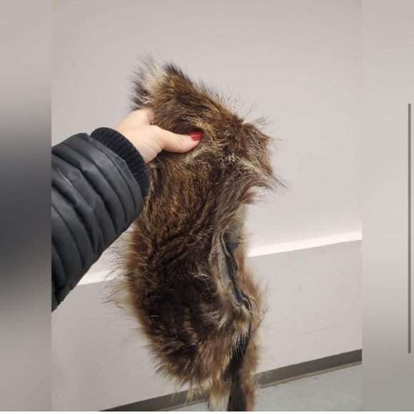 Real Fur Collar - Picture 4 of 4